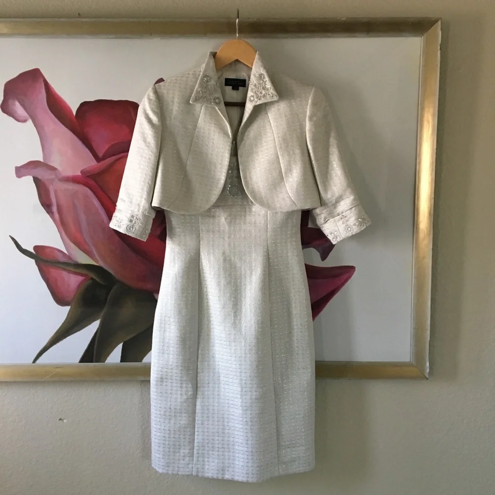 ViNtAGe CLaSsY TAhArI B0LeR0 DrEsS SeT - Picture 1 of 13